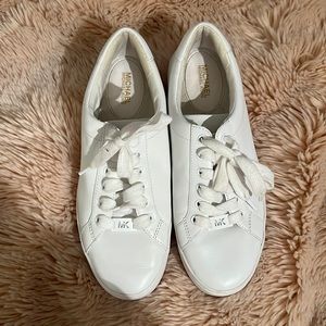 Michael Kors poppy leather white sneakers